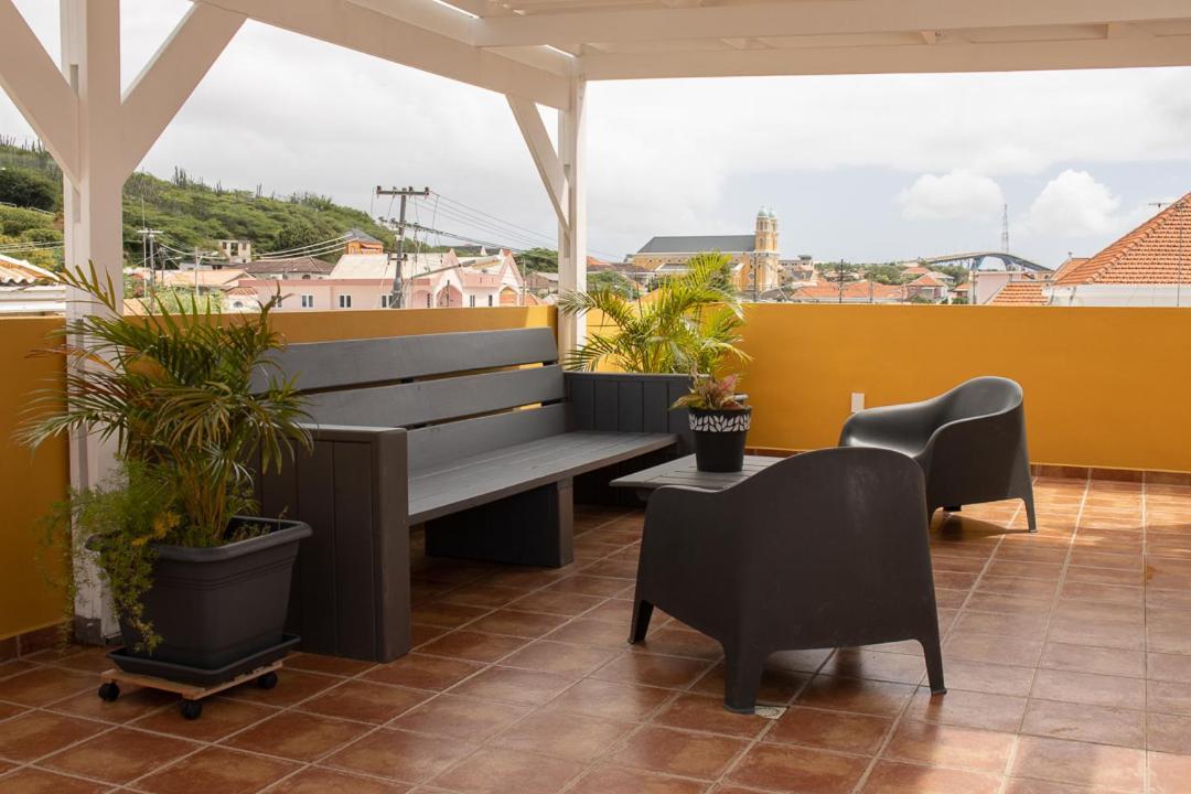 Mustique Suites Curacao Willemstad Exterior foto